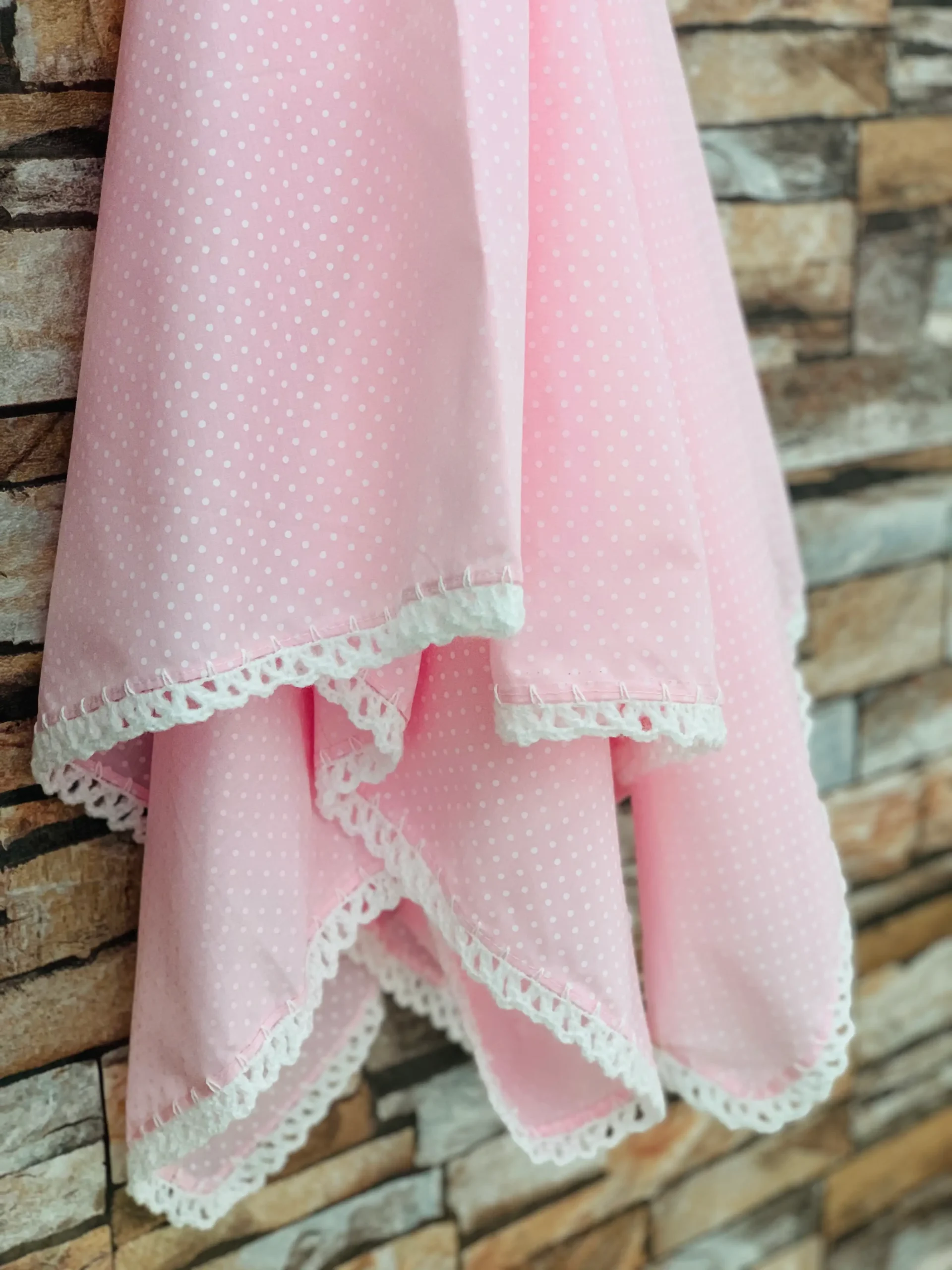 polka-dots-swaddlecloth-for-newborn-baby